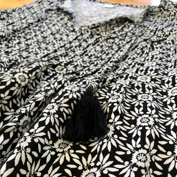 Black and White Tunic Dress - Picture 2 of 2